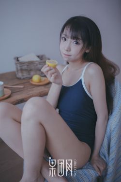 18禁女裸乳扒开腿